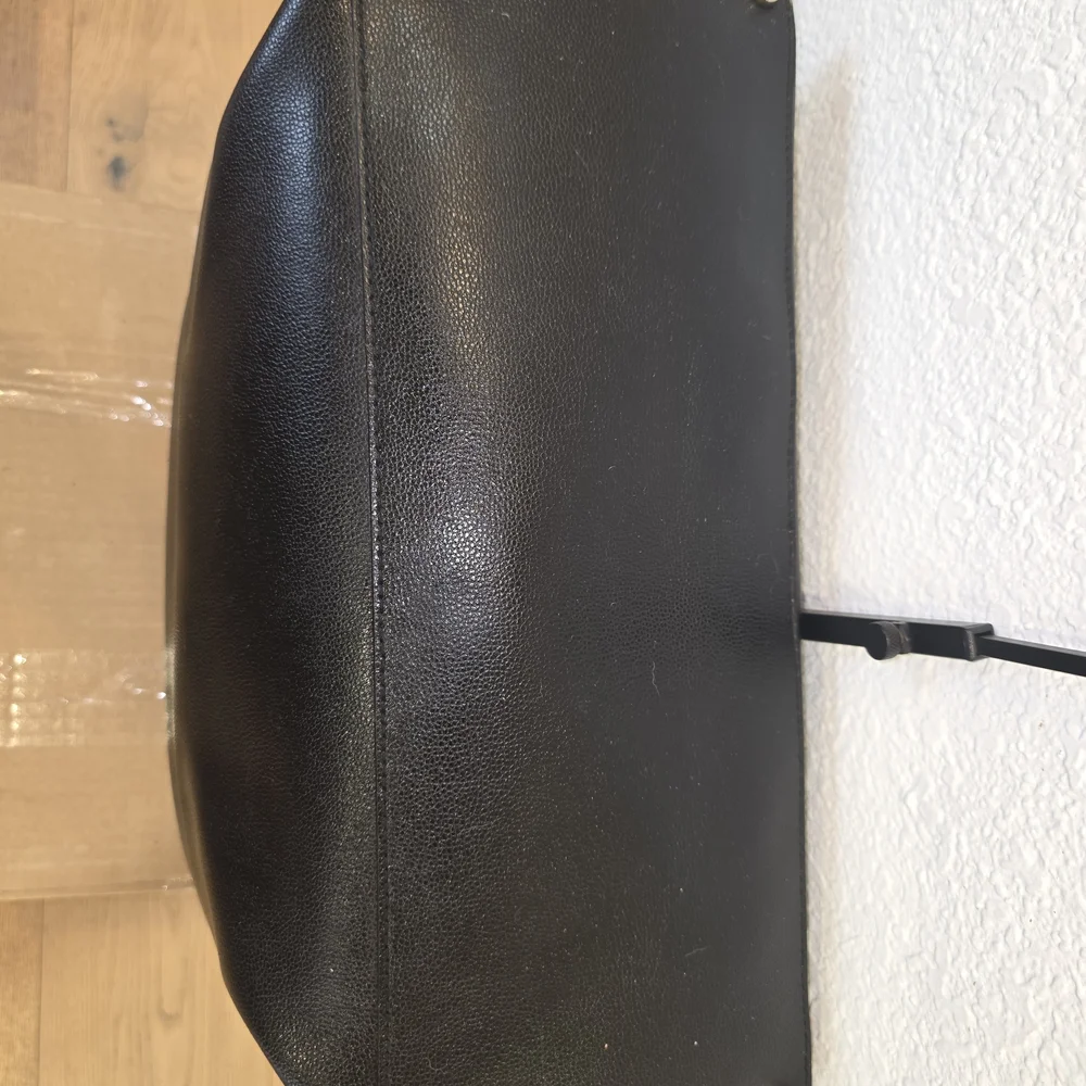 Kate Spade Black Leather Tote with Gold Accents - Picture 8 of 12